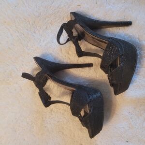 TOP Moda Black Stiletto Heels with Ankle Straps